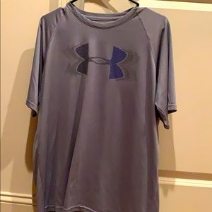 Under armour t shirt